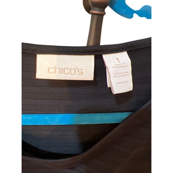 Chico’s Black Textured Top Women’s Size 1 Boatneck Wrinkle Resistant Travel Wear - Picture 3 of 8